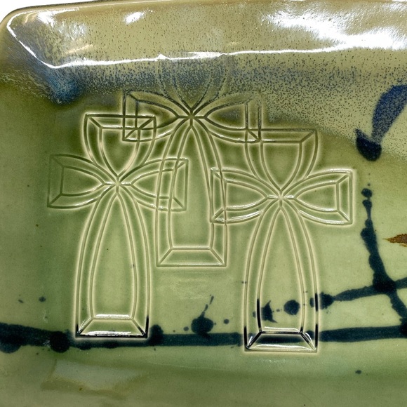 Studio Art Pottery Green Stamped Crosses Serving Tray Entry Table Tray Glazed - Picture 2 of 7